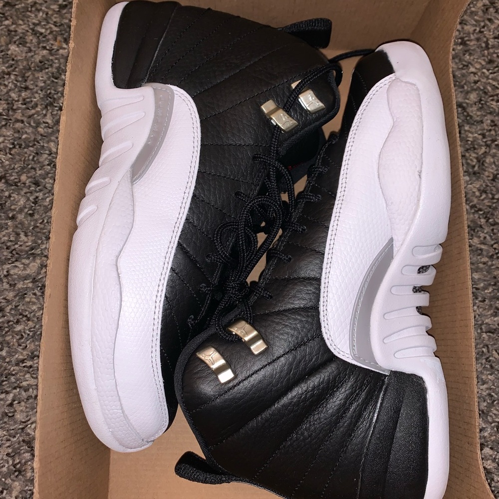 Jordan 12 new in box sz 6.5 youth or women’s 8